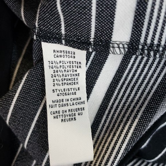 Max Studio Womens Pleated Skirt‎ Sz Large Black White Striped Pull On - Picture 3 of 4